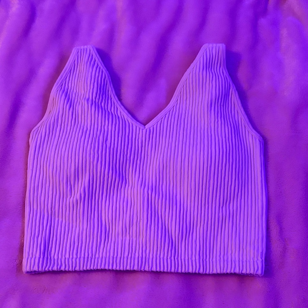 Women's Ribbed V-Neck Top - White